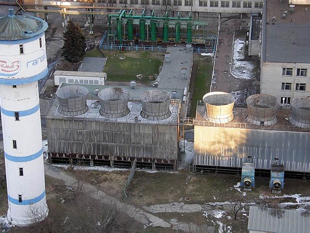 В Киеве снесли башню завода “Галактон” (видео)