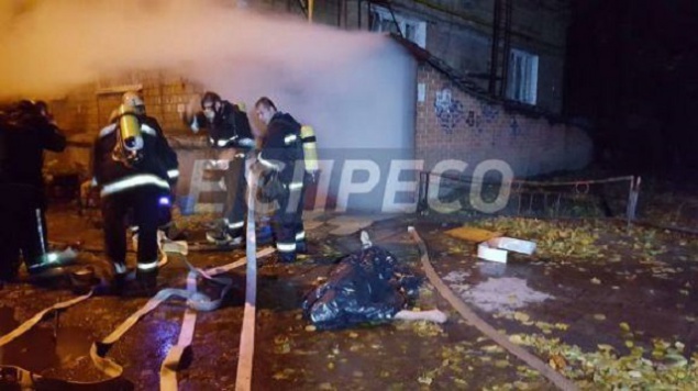 В Соломенском районе столицы в доме без отопления при пожаре погиб человек