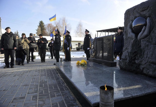 В Боярке открыт мемориал полицейским, погибшим в зоне АТО (фото)