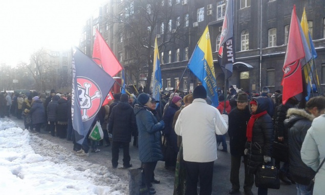 В Киеве митинг протеста набирает обороты (фото, видео)
