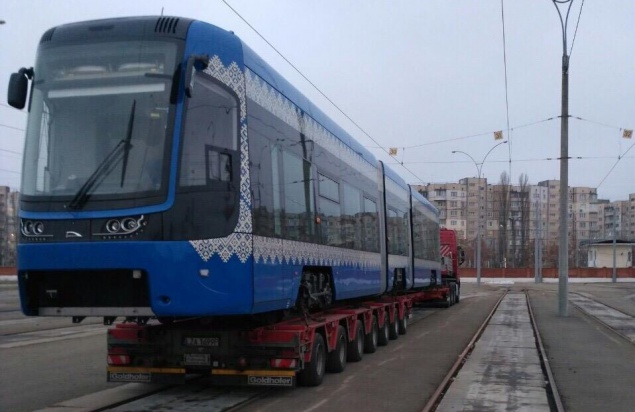 На маршруте скоростного трамвая в Киеве появится низкопольный трамвай
