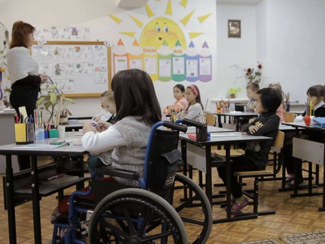 В Киеве открыли около 200 инклюзивных и спецклассов для детей с особыми потребностями