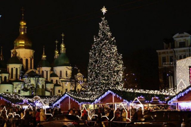 На выходных в Киеве пройдут первые новогодне-рождественские празднования (список)
