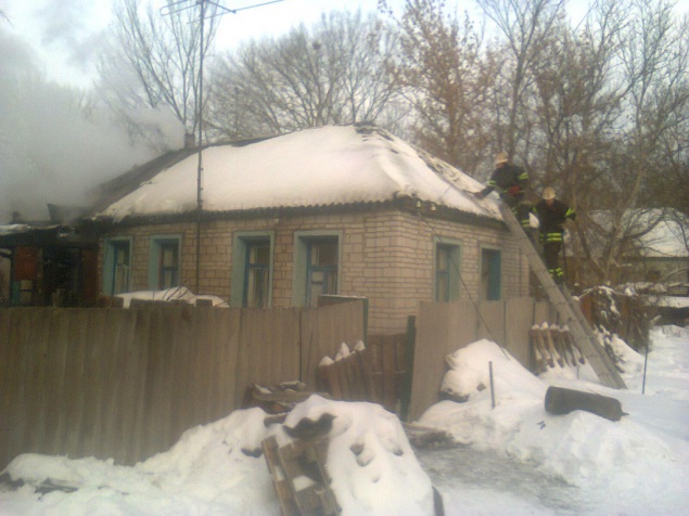 В зоне отчуждения Чернобыля загорелся “жилой” дом (фото)