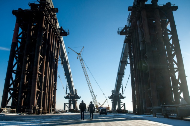 Киевские власти выделили еще 55 млн гривен на проектирование Подольского моста