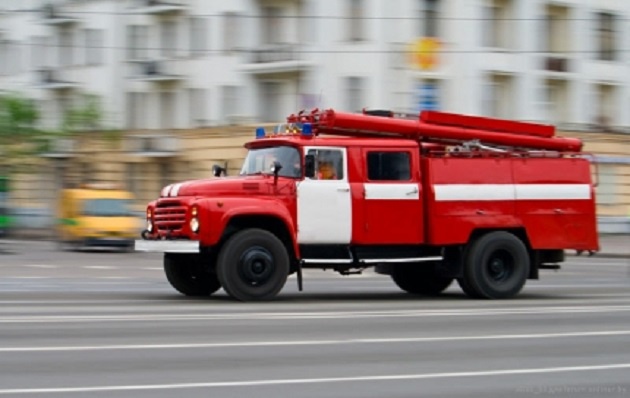 В центре Киева пожарные спасли двоих стариков