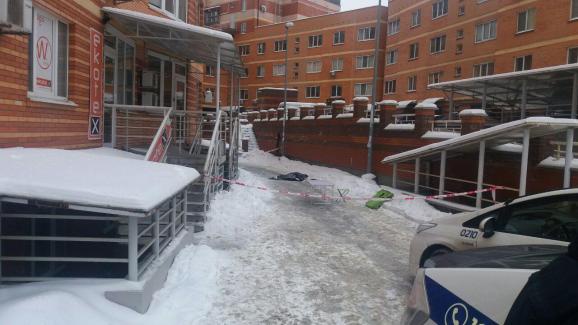 Женщина в Киеве выбросила своего ребенка из окна восьмого этажа