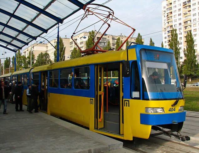 Дизайнер по собственной инициативе создал схему всего муниципального транспорта Киева