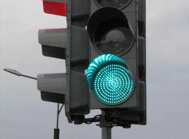 Светофор на пересечении проспекта Мира и улицы Чупрынки поможет обезопасить движение в районе - КГГА