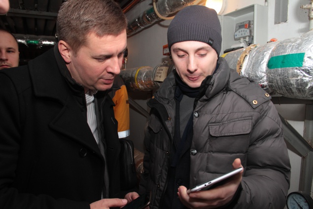 Более 4 тысяч недоверчивых киевлян решили посмотреть, как снимают показания с домовых счетчиков тепла