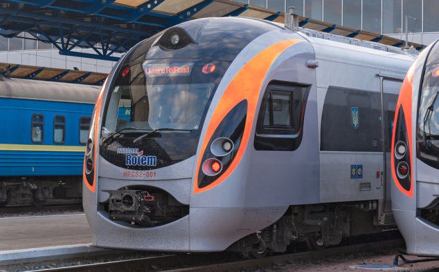 Из Киева назначены дополнительные рейсы скоростных поездов в Запорожье и Харьков