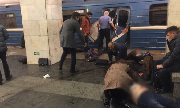 В метро российского Санкт-Петербурга прогремели взрывы: есть пострадавшие