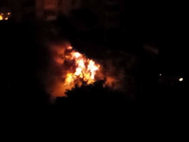 В Киеве произошел масштабный пожар на трансформаторной подстанции (фото, видео)