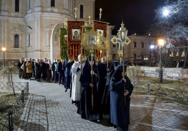 Пасхальная ночь в Украине прошла без нарушений общественного порядка