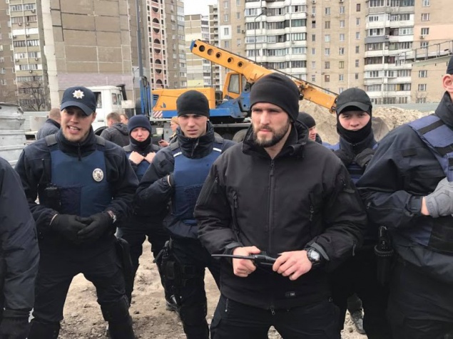 Депутат Сандалова просит разобраться с полицейским беспределом в Киеве