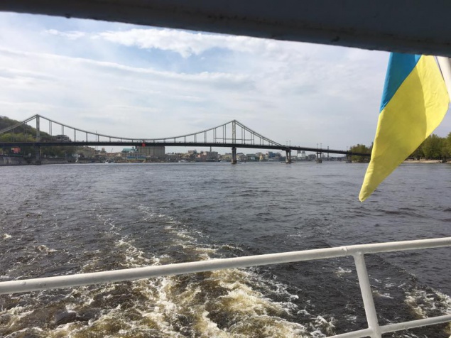 В Киеве протестировали речной транспорт