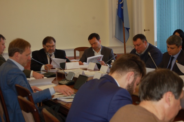 КГГА предлагает построить в Киеве пять новых центров обращения с бытовыми отходами