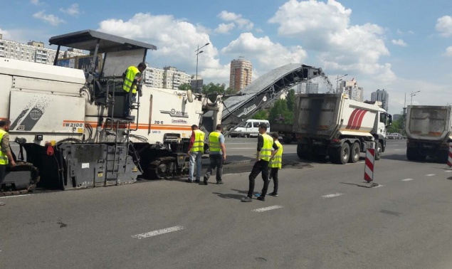 Плохо отремонтированные дороги в Киеве заставляют переделывать - КГГА