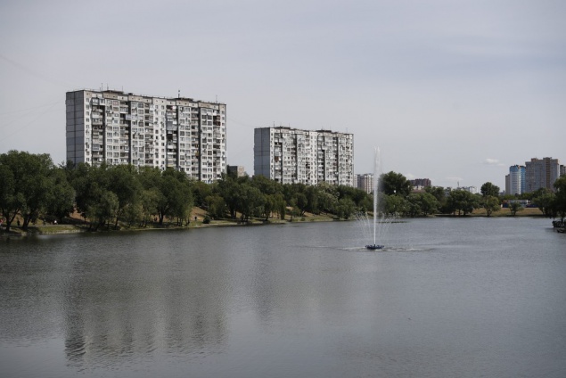 На трех озерах Киева рекомендуют запретить купание