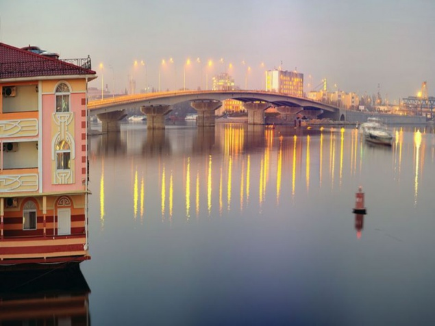 Движение по Гаванскому мосту в Киеве ограничат из-за съемок фильма