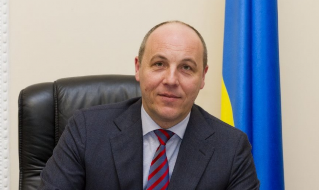 “В этот день особенно хочу поздравить настоящих защитников Конституции - украинских воинов",  - Андрей Парубий
