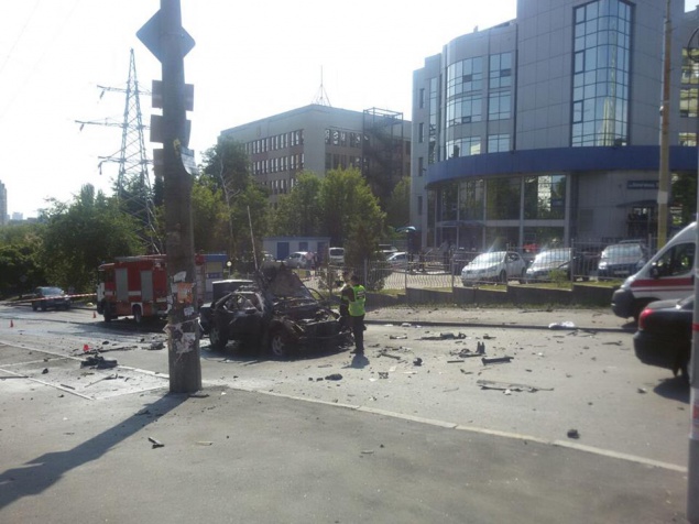 Взрыв автомобиля в Киеве: погиб руководитель спецподраздления ГУР, дело квалифицировано как теракт (фото, видео)