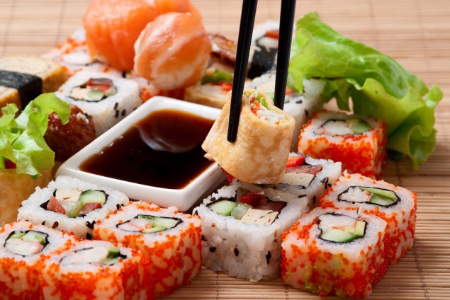 Четверым заболевшим из-за употребления суши подтвердили сальмонеллез