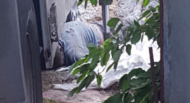 В Киеве строителя убило током (фото)