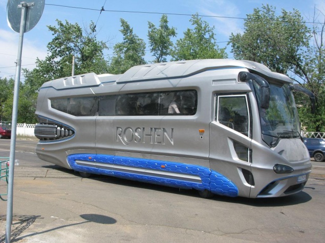 Roshen сделал автобус с космическим дизайном (фото, видео)