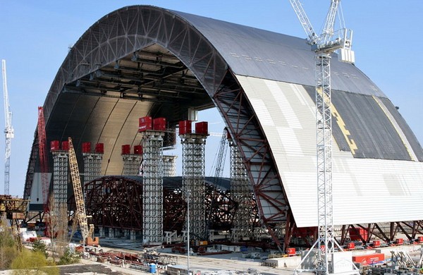 Утверждено финансирование разработки проекта демонтажа нестабильных конструкций “Укрытия” в Чернобыльской зоне