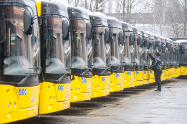 19 августа наземный общественный транспорт Киева будет курсировать в режиме рабочего дня