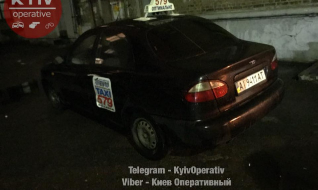 В Киеве пьяный таксист устроил гонки с полицейскими и пытался съесть ключи от авто (фото, видео)
