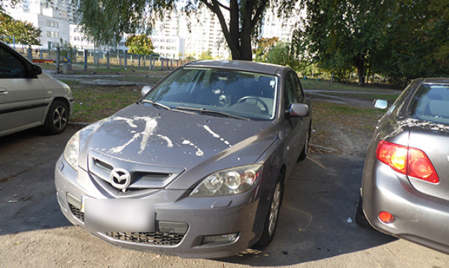 По факту повреждения автомобилей на Позняках открыто уголовное производство (фото)