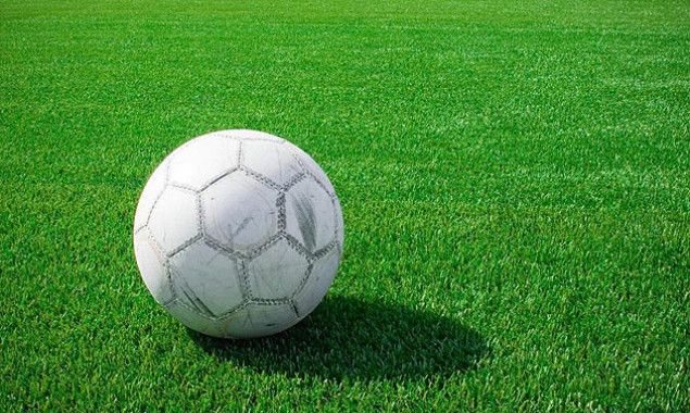 Столичные власти пообещали 60 школам футбольные поля с искусственным покрытием