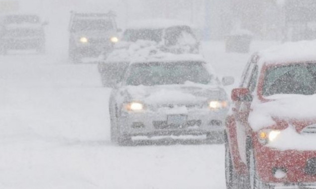 Мокрый снег, туман и гололед: жителей Киевщины предупредили о непогоде на выходных