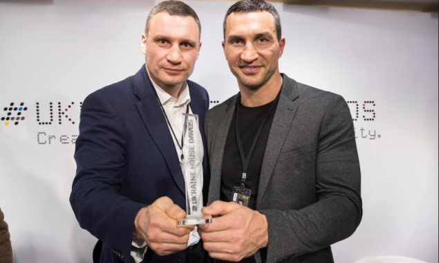 Кличко в Давосе вручили награду за успешное продвижение положительного образа Украины в мире