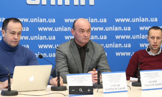 Предприниматели Киева призывают Кличко отменить инвестиционный конкурс по обустройству и содержанию остановок (видео)