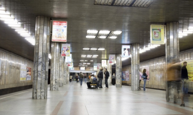 За переименование “Петровки” в “Почайну” заплатят пассажиры столичного метро