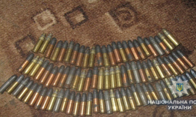 У жителя  Киевщины правоохранители обнаружили оружие и боеприпасы (фото)