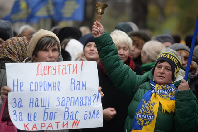 Киеву не хватает свыше 1 млрд гривен на зарплату учителям