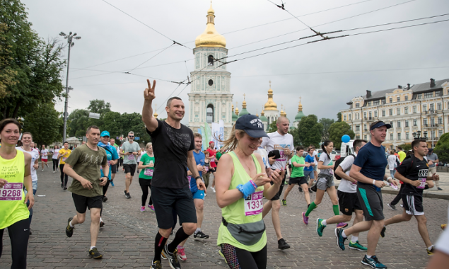 Кличко: В этом году к “Пробегу под каштанами” присоединилось рекордное количество киевлян - более 13 000