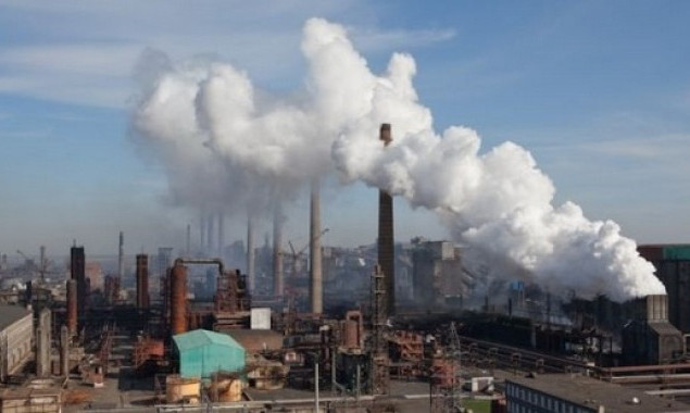 Апелляционный суд Киева запретил заводу “Фанплит” выбрасывать в атмосферу отходы производства