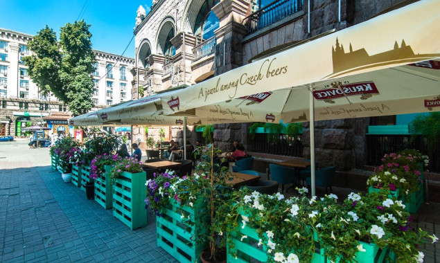 Законность размещения летних площадок ресторанов в Киеве под вопросом, - депутат Киевсовета