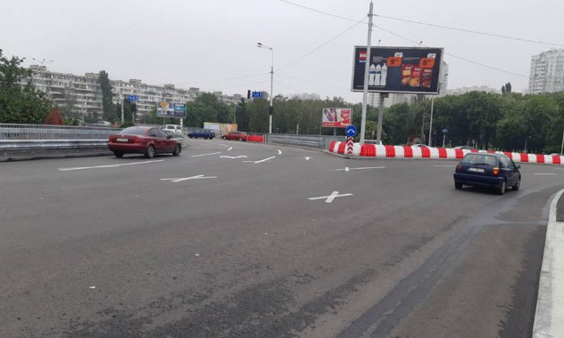 На транспортной развязке на пересечении Курбаса, Юры и Покотило в Киеве открыли движение транспорта (фото)