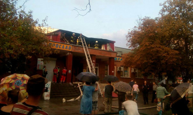 Пожар в киевском хостеле: полиция открыла уголовное производство (видео)
