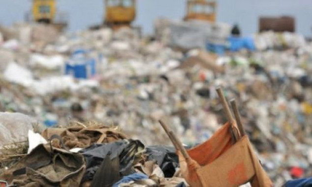 В Киеве на конкурсе будут выбирать исполнителя услуг по переработке и захоронению мусора