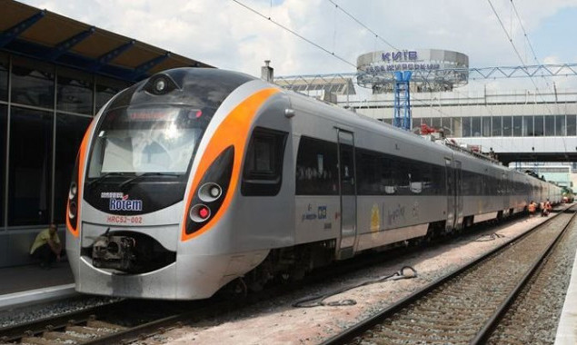 В октябре поезд Интерсити+ Киев-Запорожье будет курсировать ежедневно