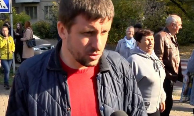 Коцюбинская оппозиция вывела людей на акцию под посольство США (видео)
