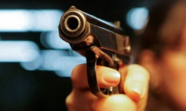 В Тетиевском районе грабителя магазина застрелили его же оружием на месте преступления