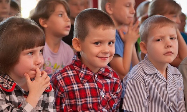 В Киевсовете заявили, что в 2018 году город приобрел 110 квартир для детей-сирот и детей, лишенных родительской опеки